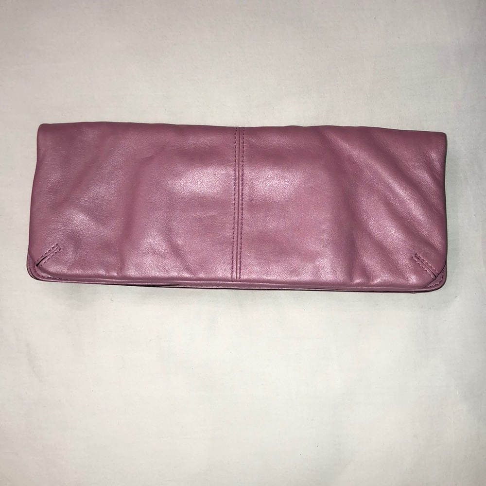 Coach, NWOT, pink pearly clutch, soft lambskin - Picture 7 of 9